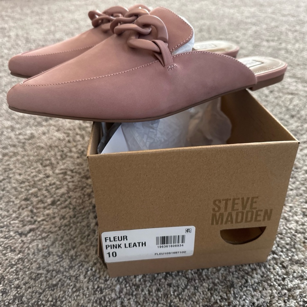 ✳️NWT✳️Steve Madden-Pink Leather Mules with Chain Detailing - Picture 3 of 3
